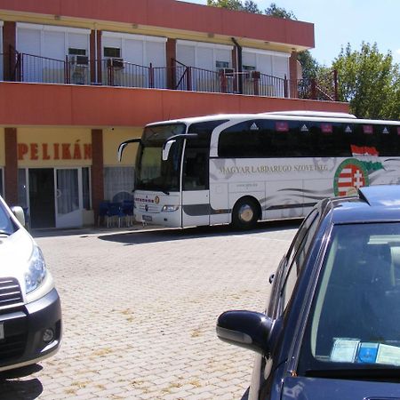 Hotel Pelikan Hódmezővásárhely Dış mekan fotoğraf