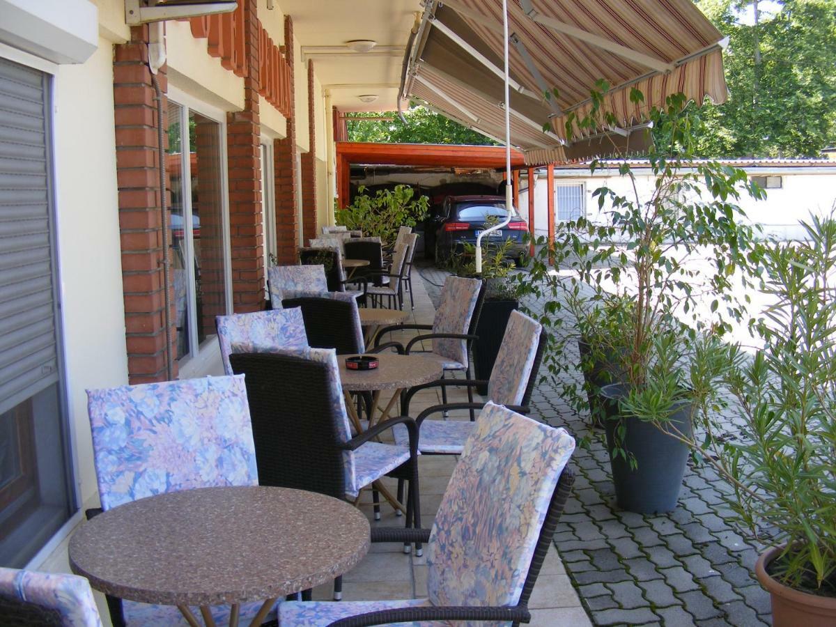 Hotel Pelikan Hódmezővásárhely Dış mekan fotoğraf